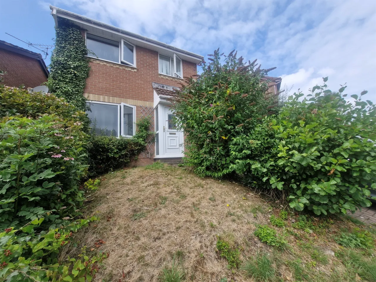 3 bed house for sale, Oaklands View Cwmbran, NP44