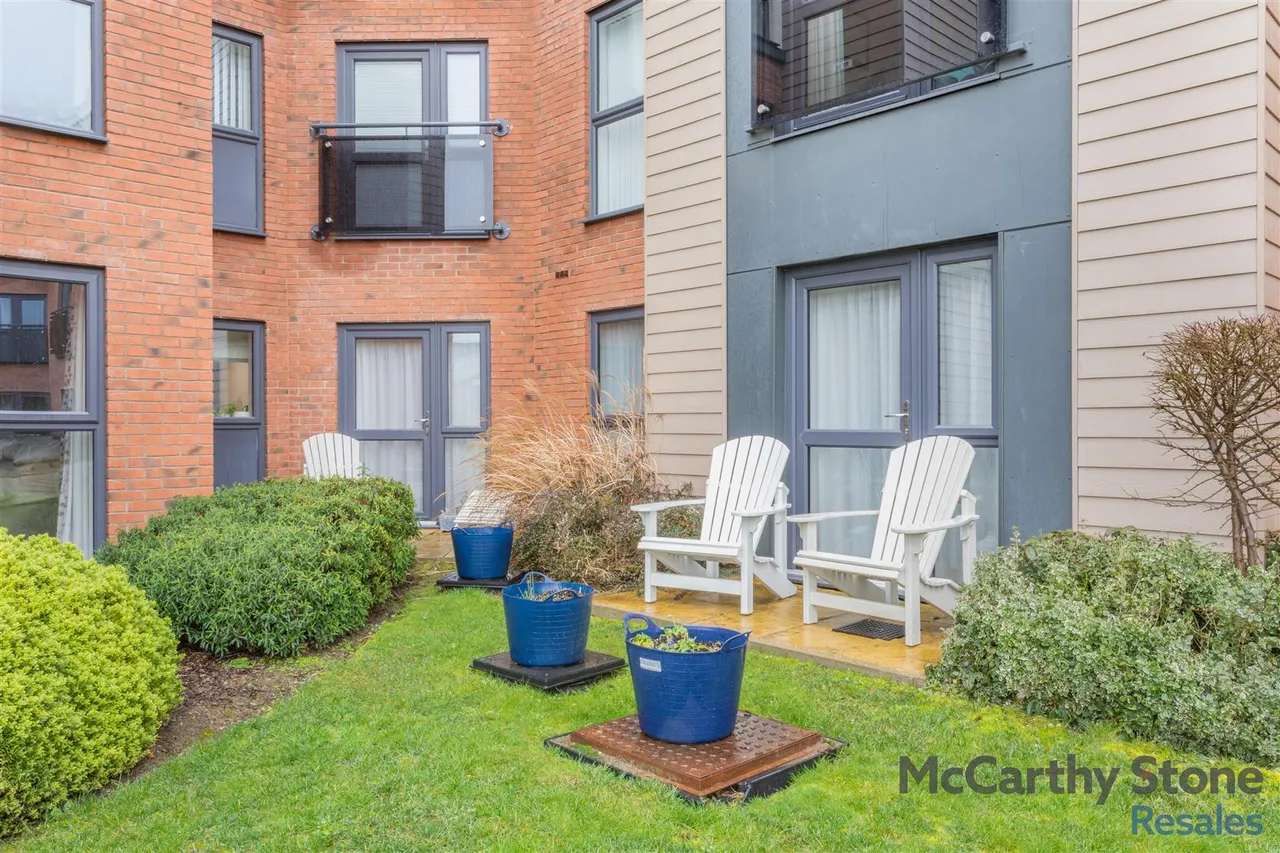 Trimbush Way, Market Harborough, LE16, photo 2