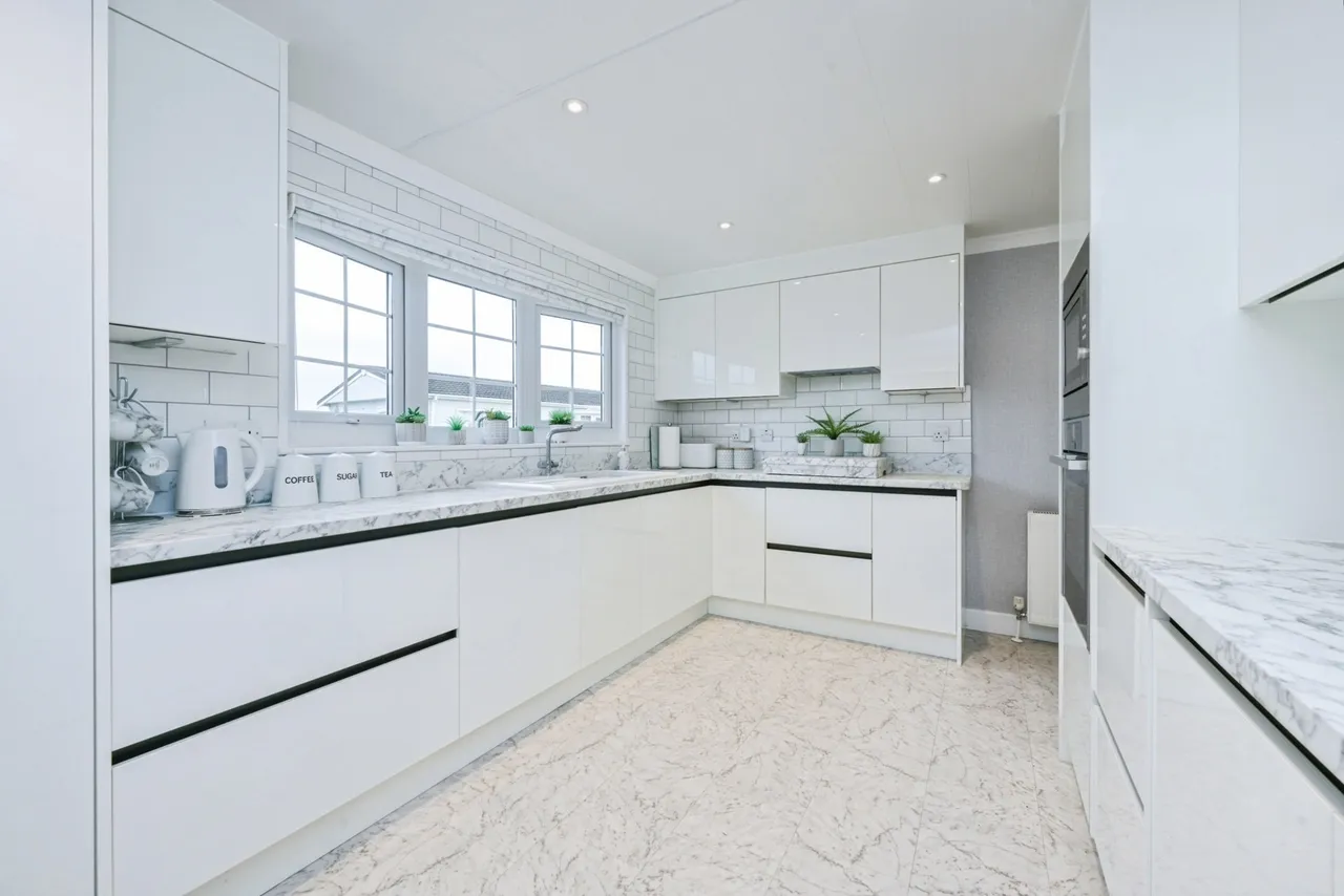 Bedford Road, Ravensden, Bedford, Bedfordshire, MK44, photo 26