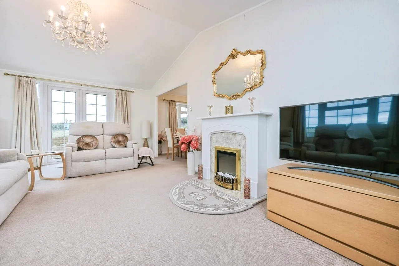 Bedford Road, Ravensden, Bedford, Bedfordshire, MK44, photo 21