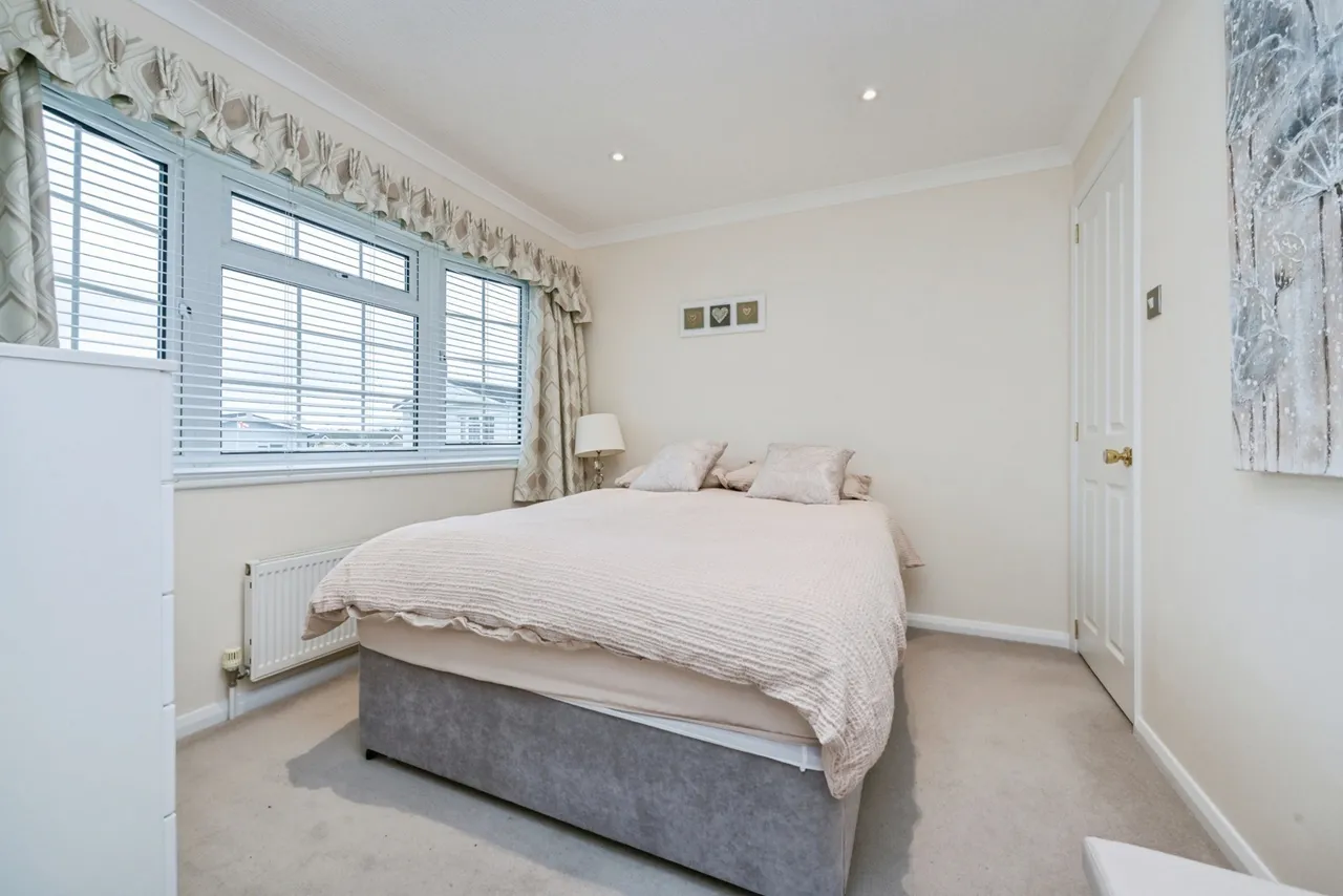 Bedford Road, Ravensden, Bedford, Bedfordshire, MK44, photo 18