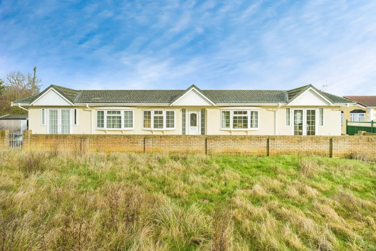Bedford Road, Ravensden, Bedford, Bedfordshire, MK44, photo 15