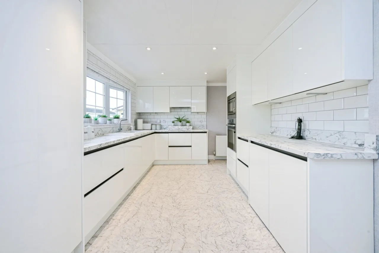 Bedford Road, Ravensden, Bedford, Bedfordshire, MK44, photo 5