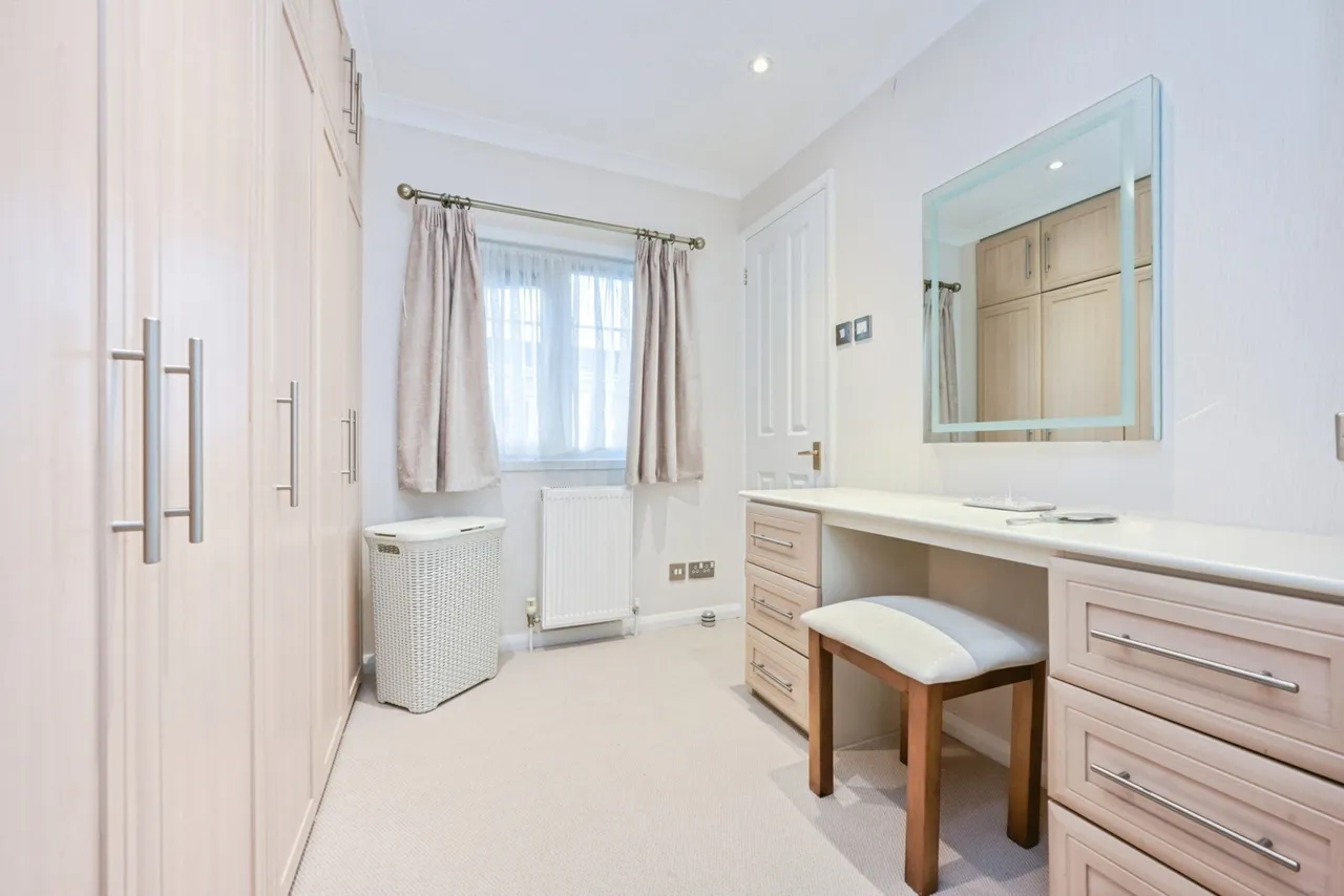 Bedford Road, Ravensden, Bedford, Bedfordshire, MK44, photo 10