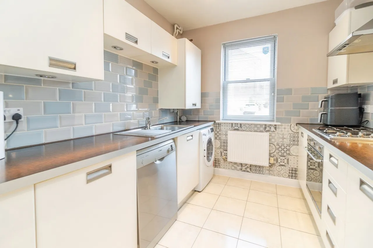 Rowditch Furlong, Redhouse Park, MK14, photo 4