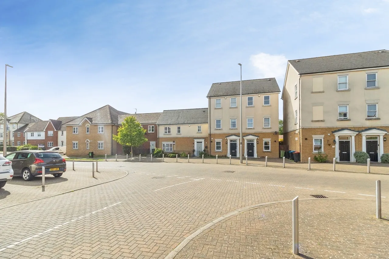 Rowditch Furlong, Redhouse Park, MK14, photo 21