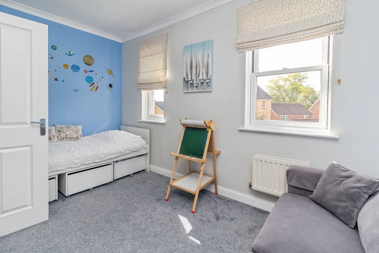 Rowditch Furlong, Redhouse Park, MK14, photo 14