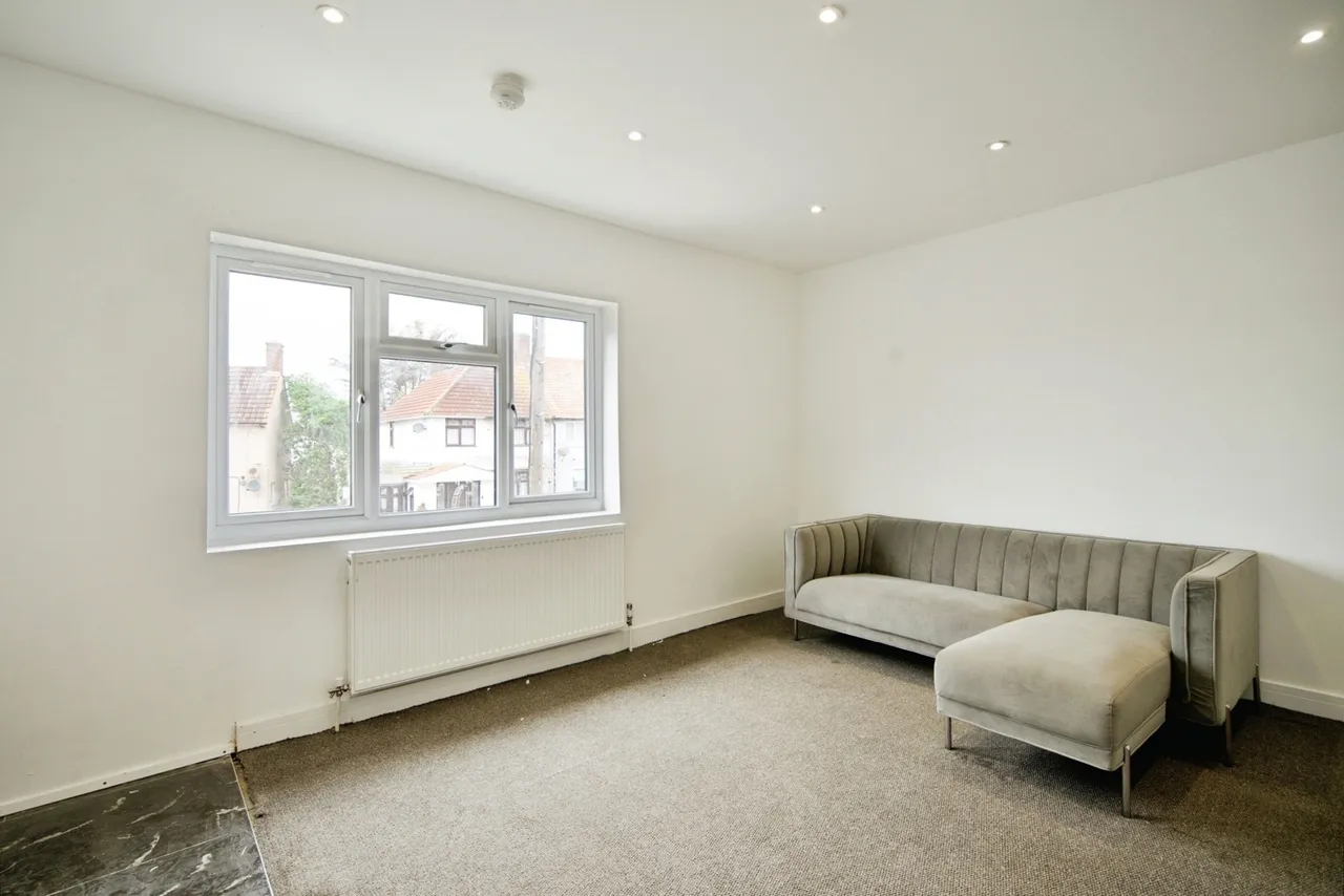 Sterry Road, Dagenham, RM10, photo 15