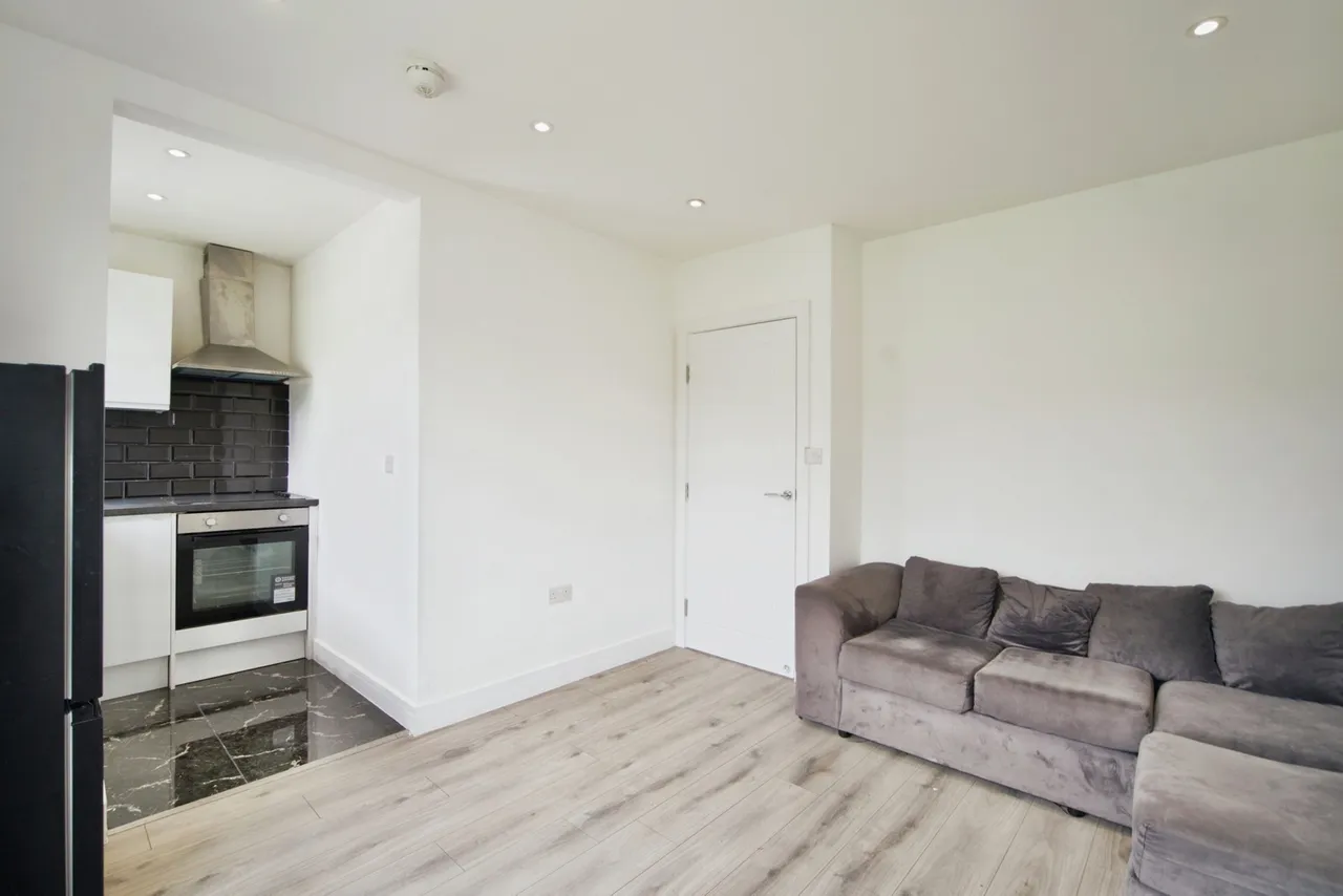 Sterry Road, Dagenham, RM10, photo 13