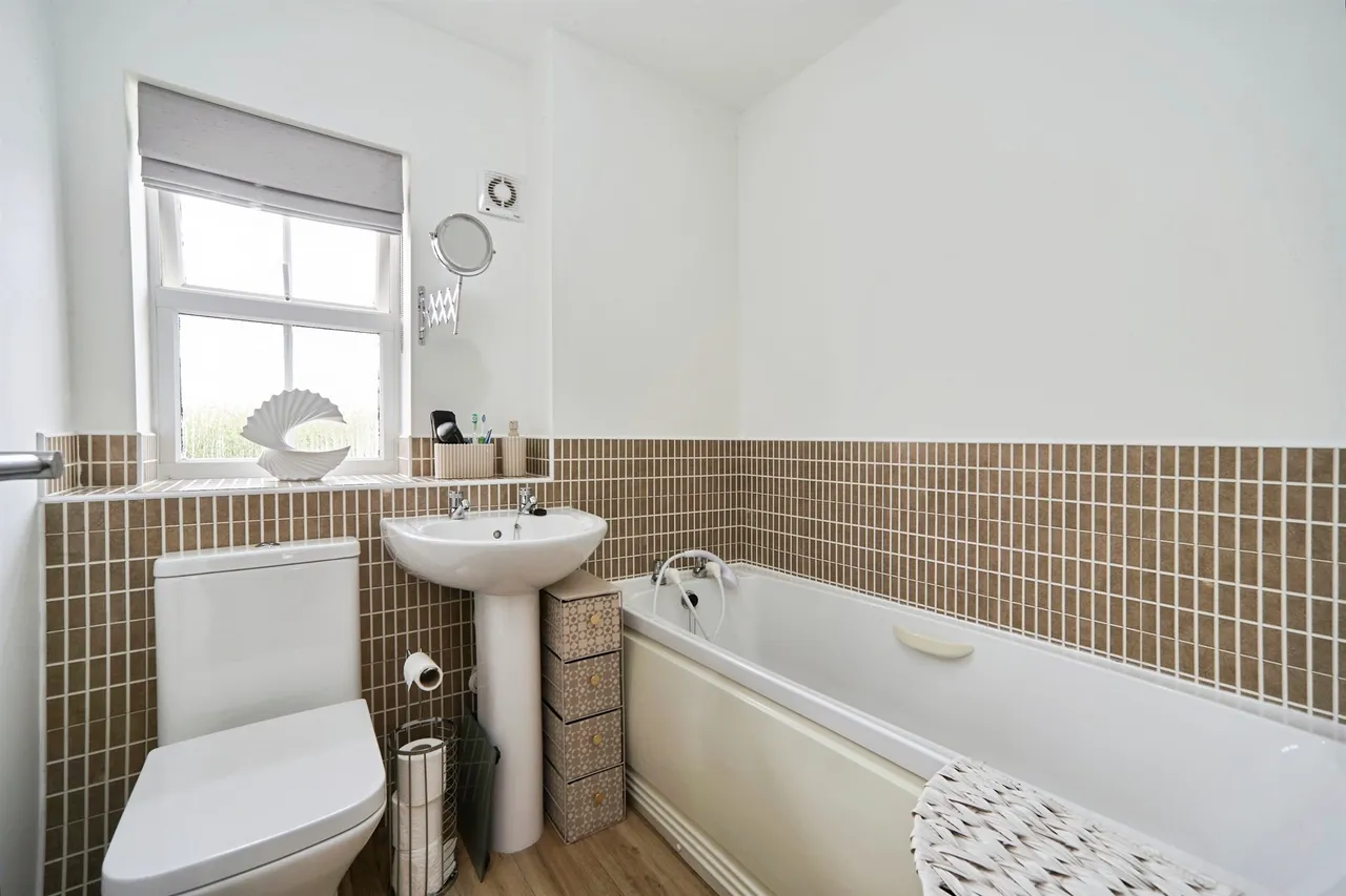 Odile Mews, Eldwick, Bingley, photo 12