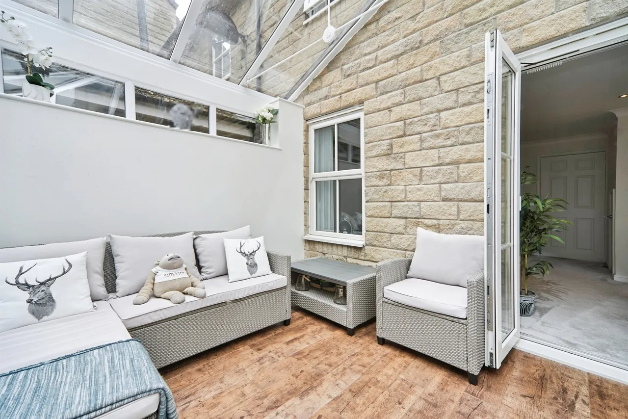 Odile Mews, Eldwick, Bingley, photo 8