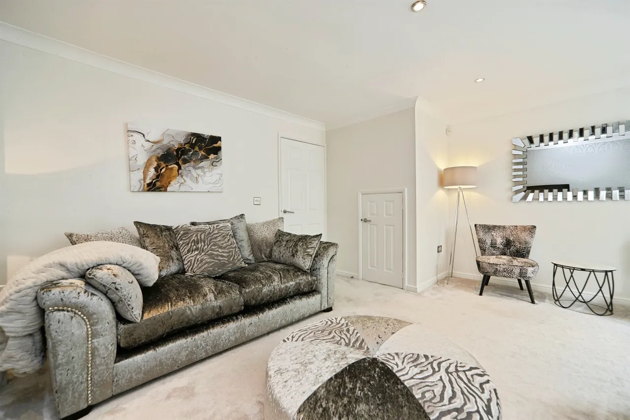 Odile Mews, Eldwick, Bingley, photo 5