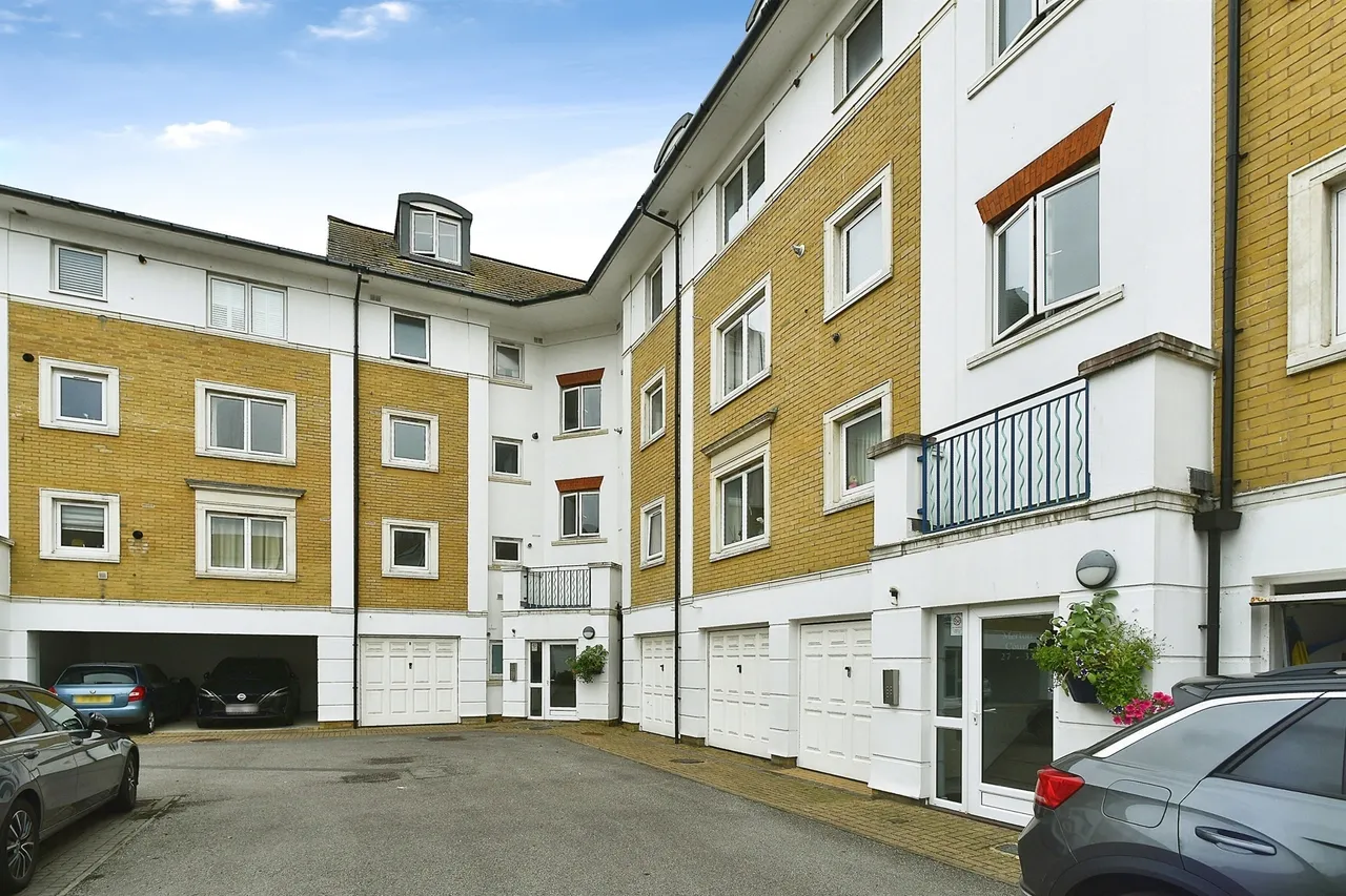 The Strand, Brighton Marina Village, BN2, photo 14