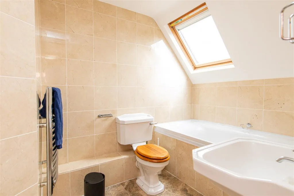 Bell Hill, Finedon, photo 23