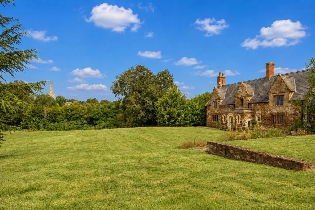 Bell Hill, Finedon, photo 34