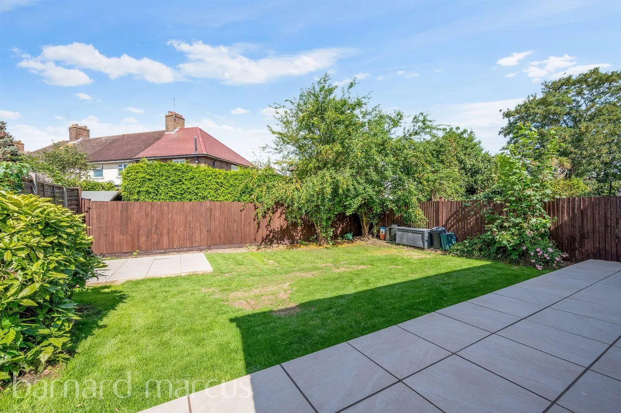 Long Walk, New Malden, photo 6