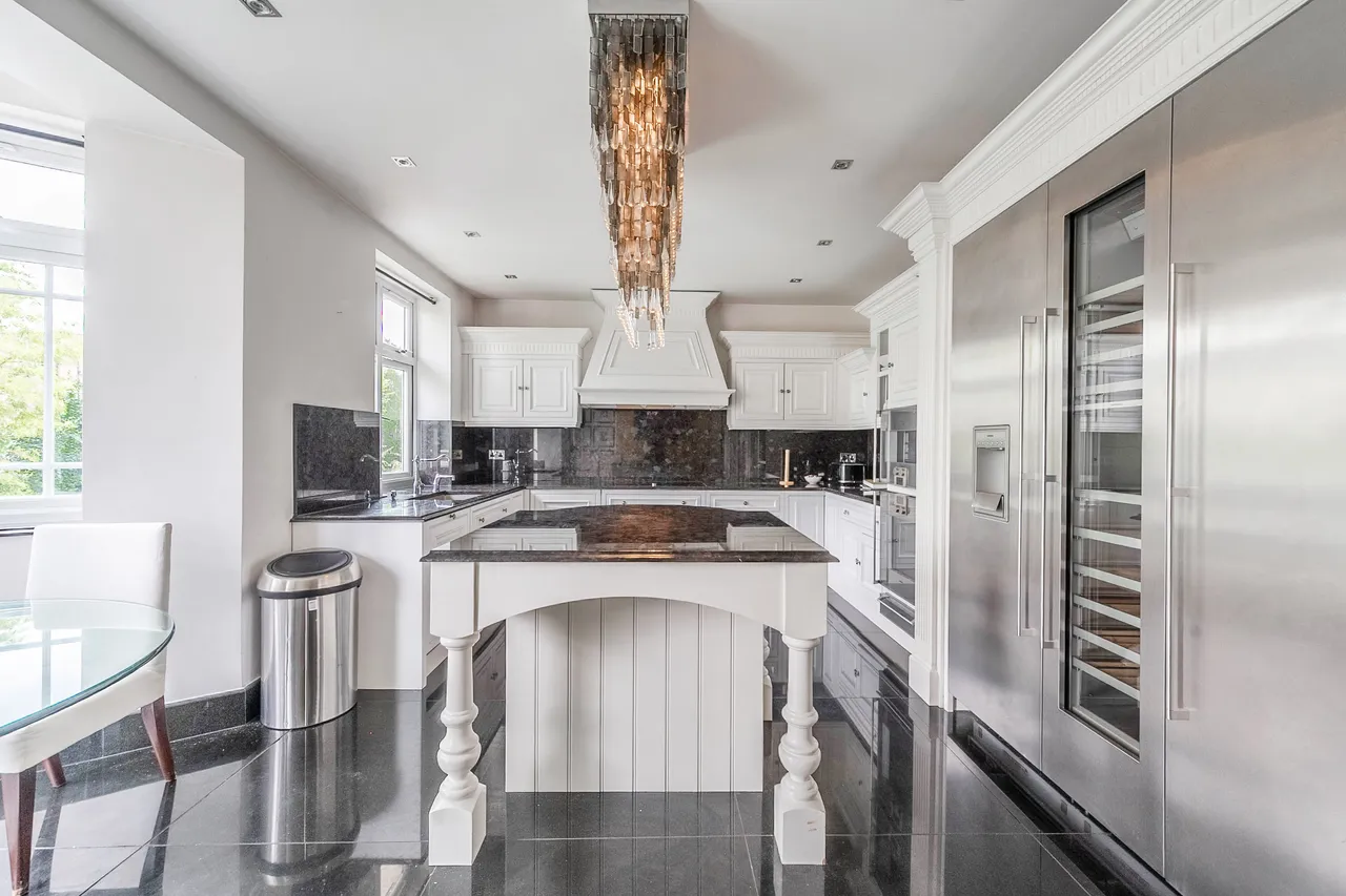 25 Palace Court, 250 Finchley Road, London, photo 3