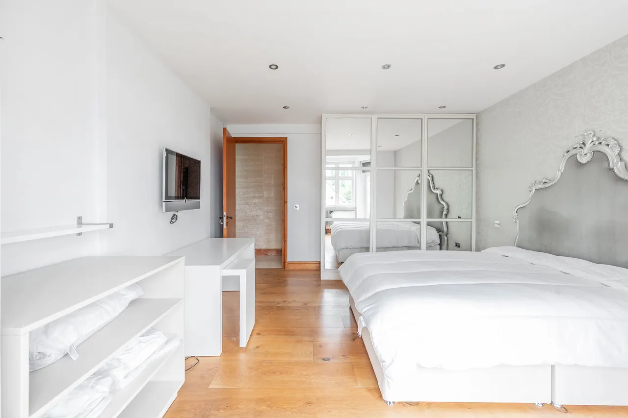 25 Palace Court, 250 Finchley Road, London, photo 12
