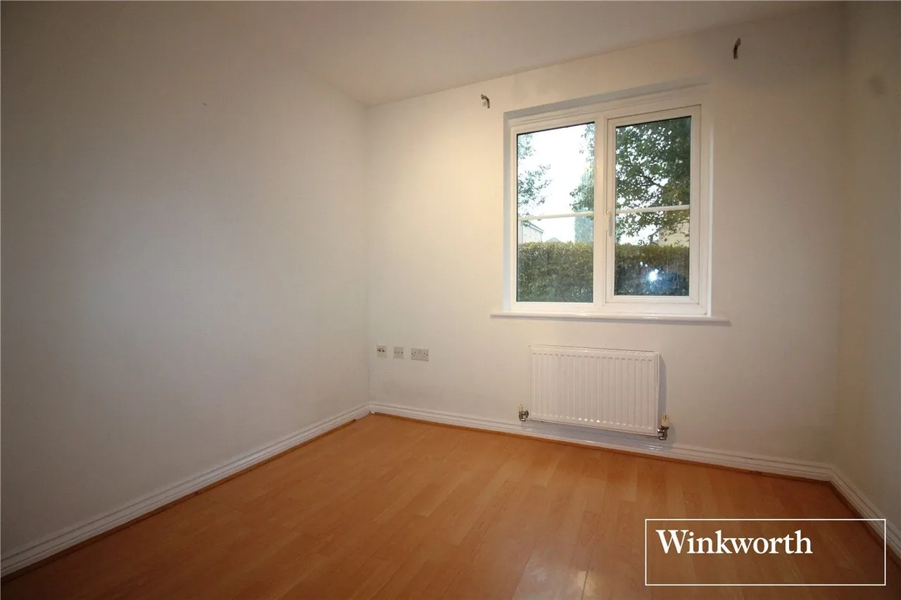 Bennington Drive, Borehamwood, WD6, photo 6