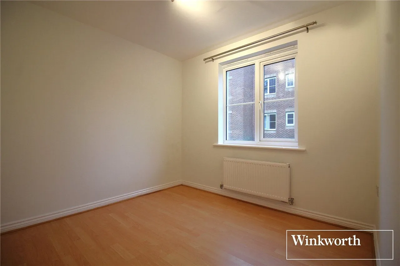 Bennington Drive, Borehamwood, WD6, photo 7