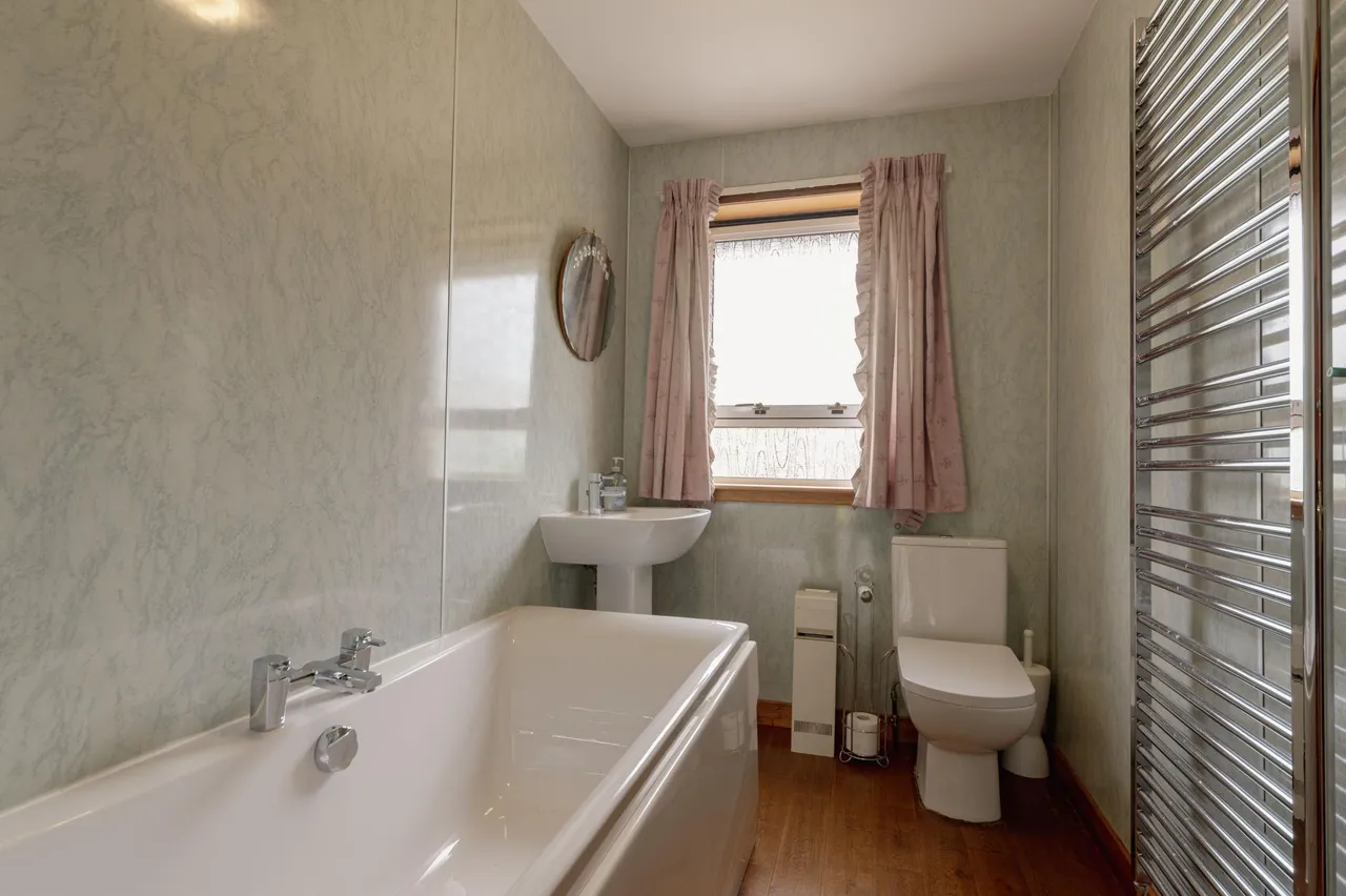 Broomfield Square, Aberlour, AB38, photo 10