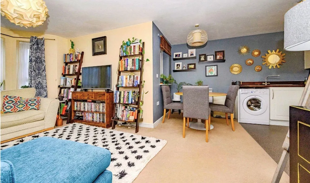 Watling Gardens, Dunstable LU6 3FD, photo 18