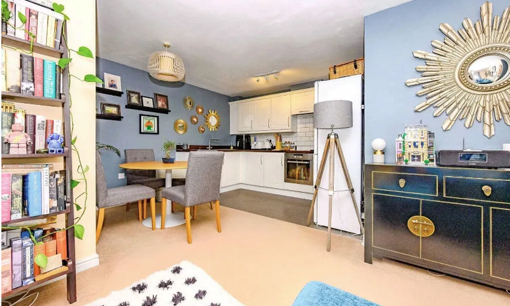 Watling Gardens, Dunstable LU6 3FD, photo 17