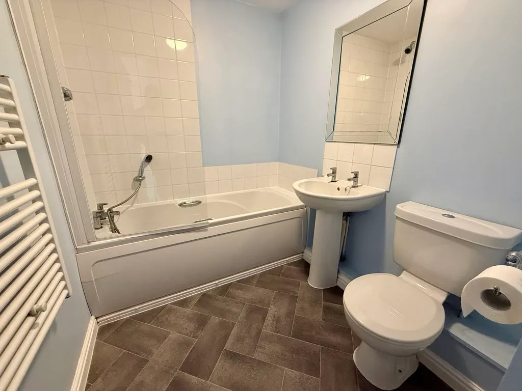 Watling Gardens, Dunstable LU6 3FD, photo 10