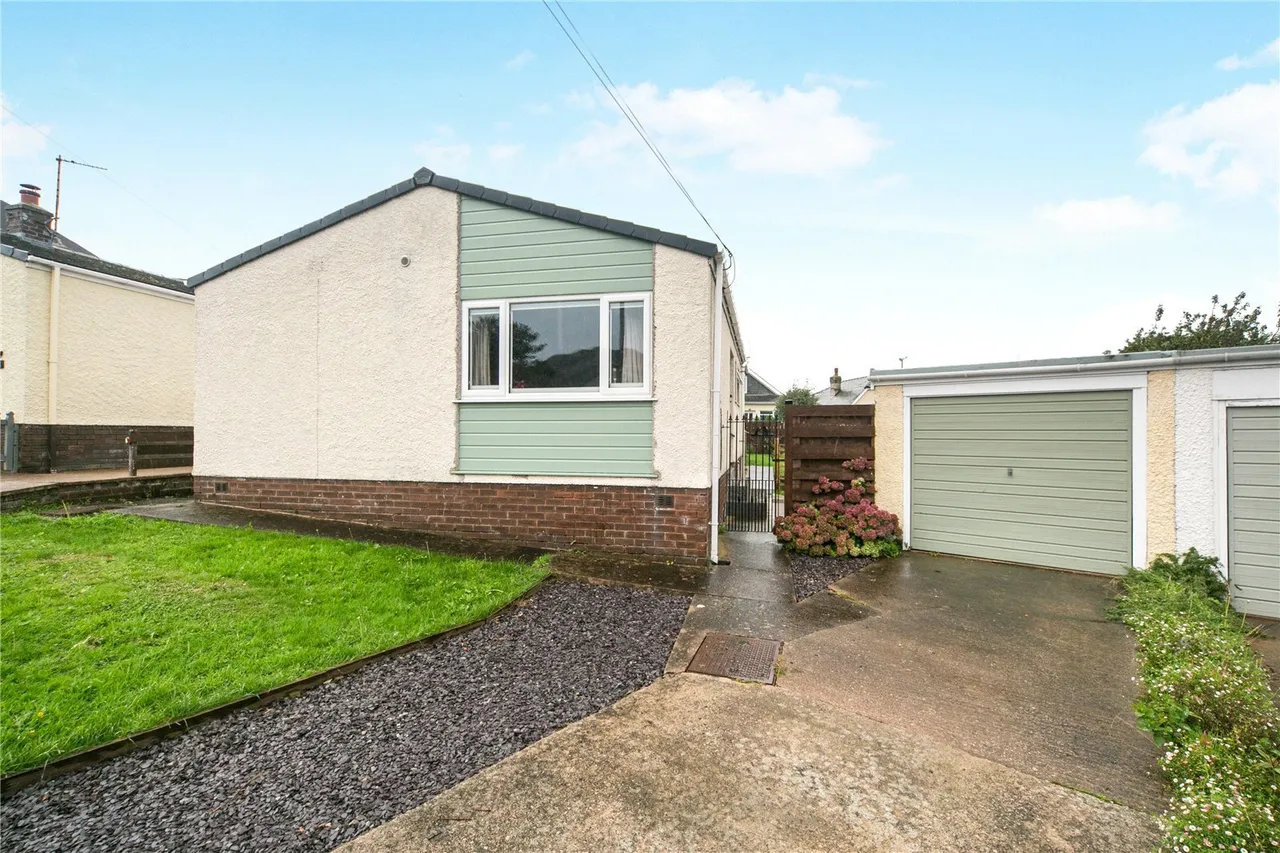 2 bed house for sale, Gwynan Park, Dwygyfylchi, LL34
