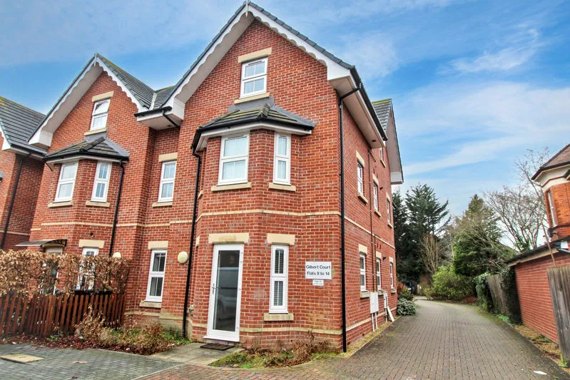 2 bed flat for sale — Lowther Road, Bournemouth BH8 8NG