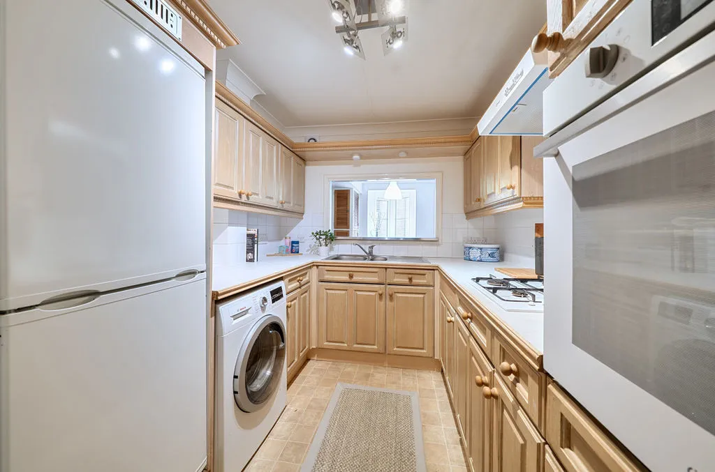 Lansdowne Road, Purley CR8 2PJ, photo 5