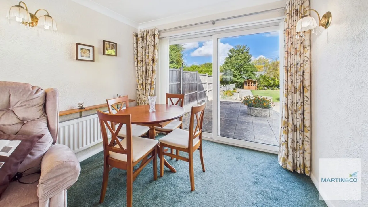 Appian Close, Two Gates, Tamworth, photo 12