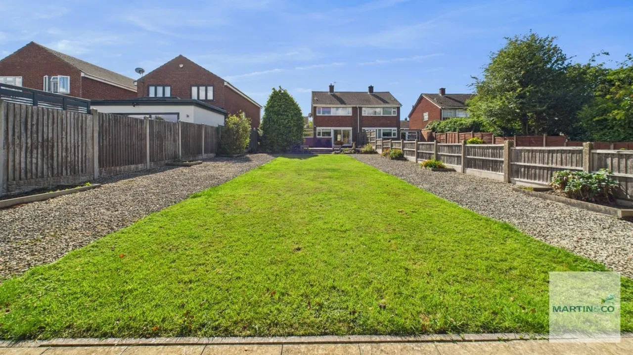 Appian Close, Two Gates, Tamworth, photo 7