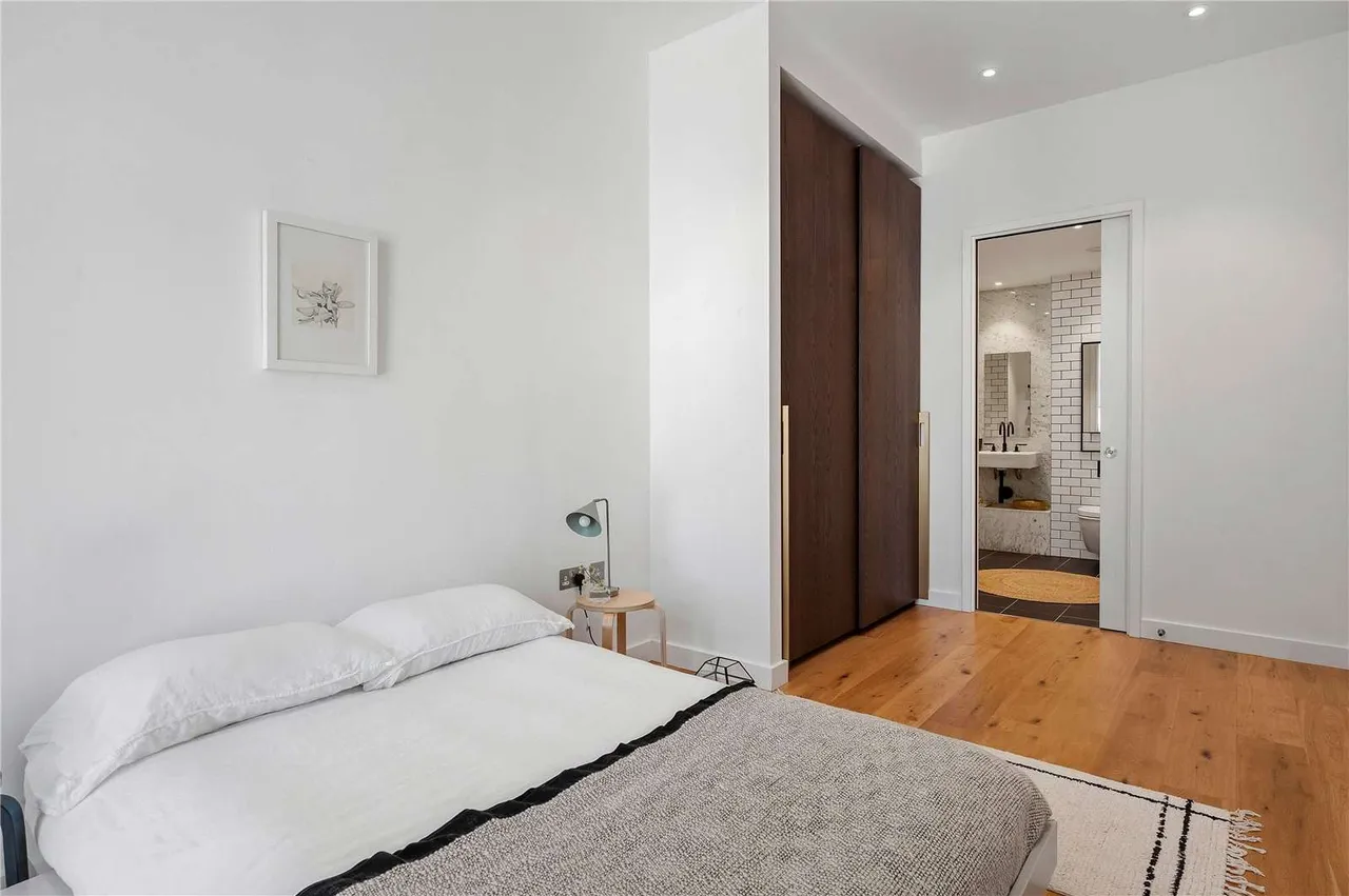 Esther Anne Place, Islington Square, London, N1 1UN, photo 12