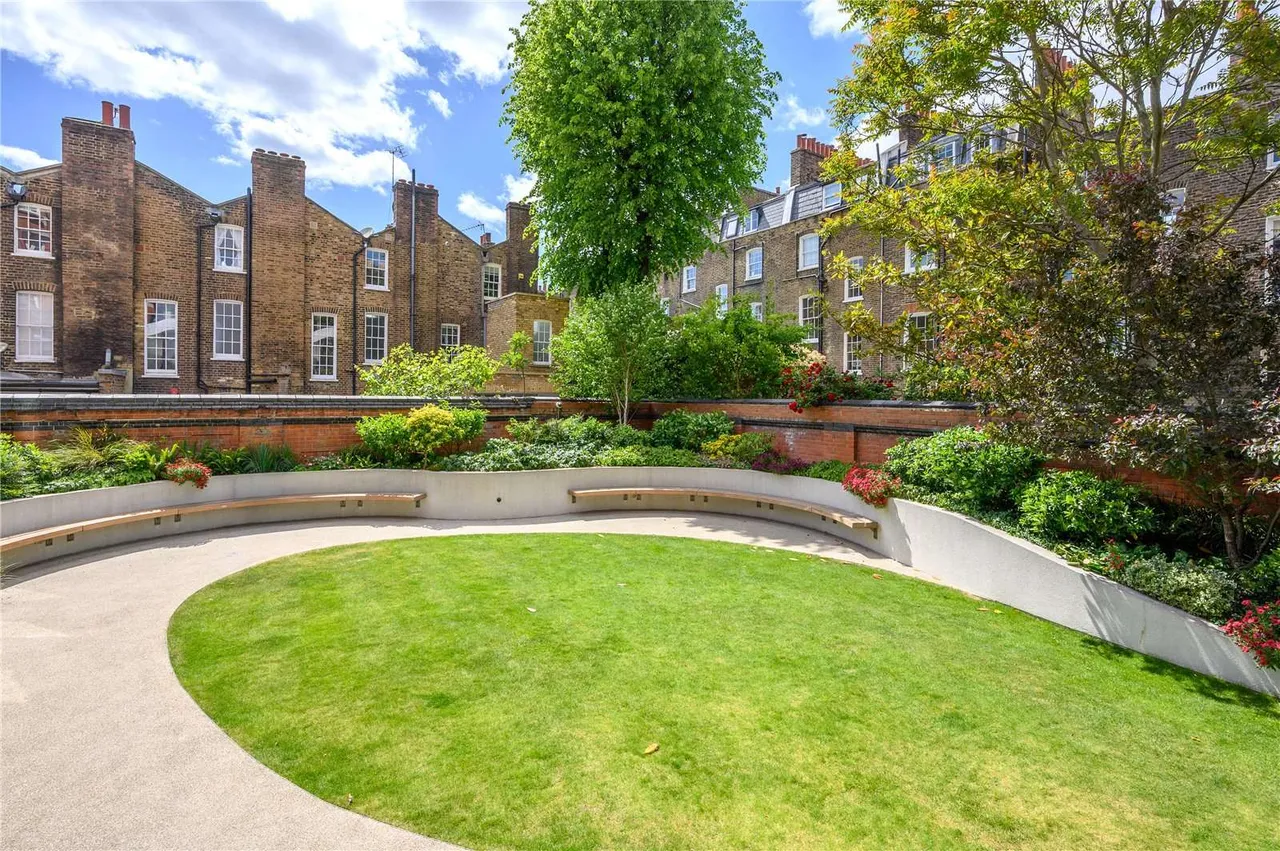 Esther Anne Place, Islington Square, London, N1 1UN, photo 9
