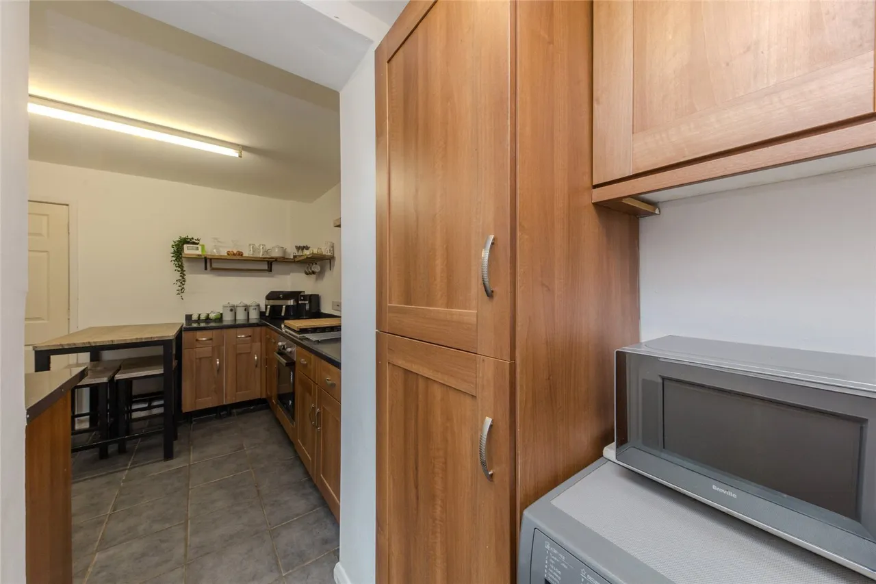 Dover Road, Macclesfield, SK10, photo 14