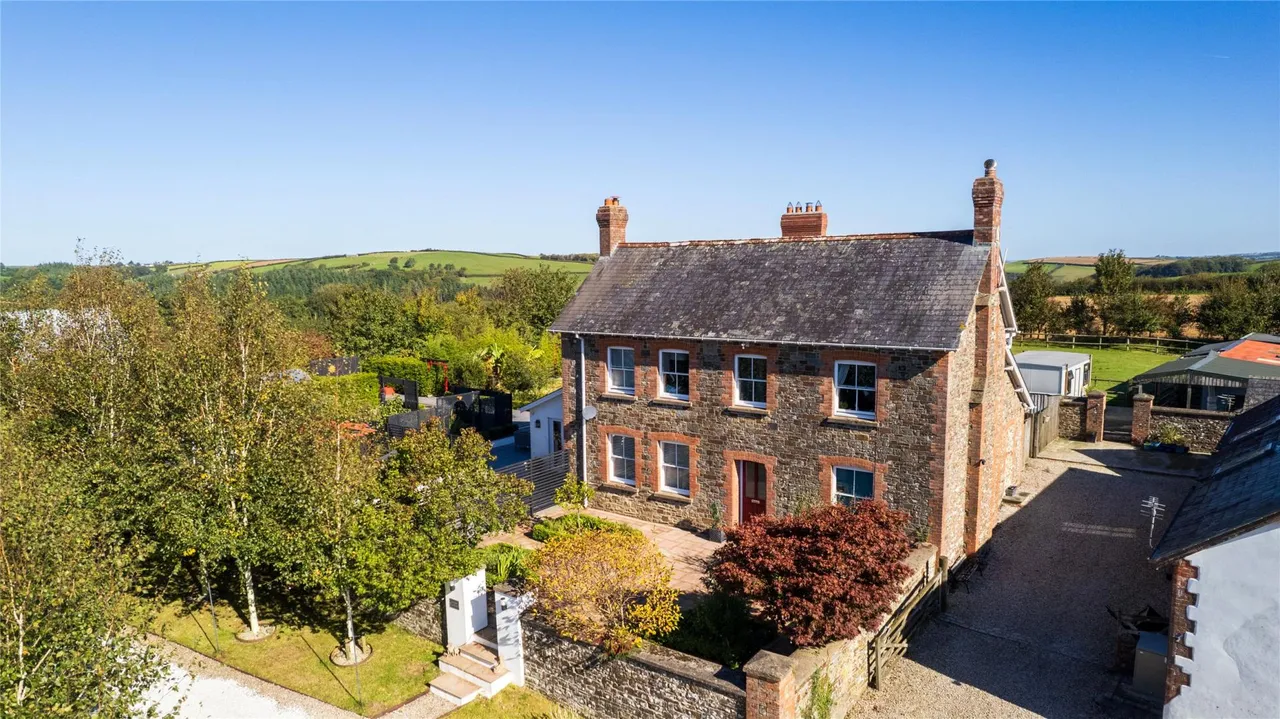 Langtree, Torrington, photo 6