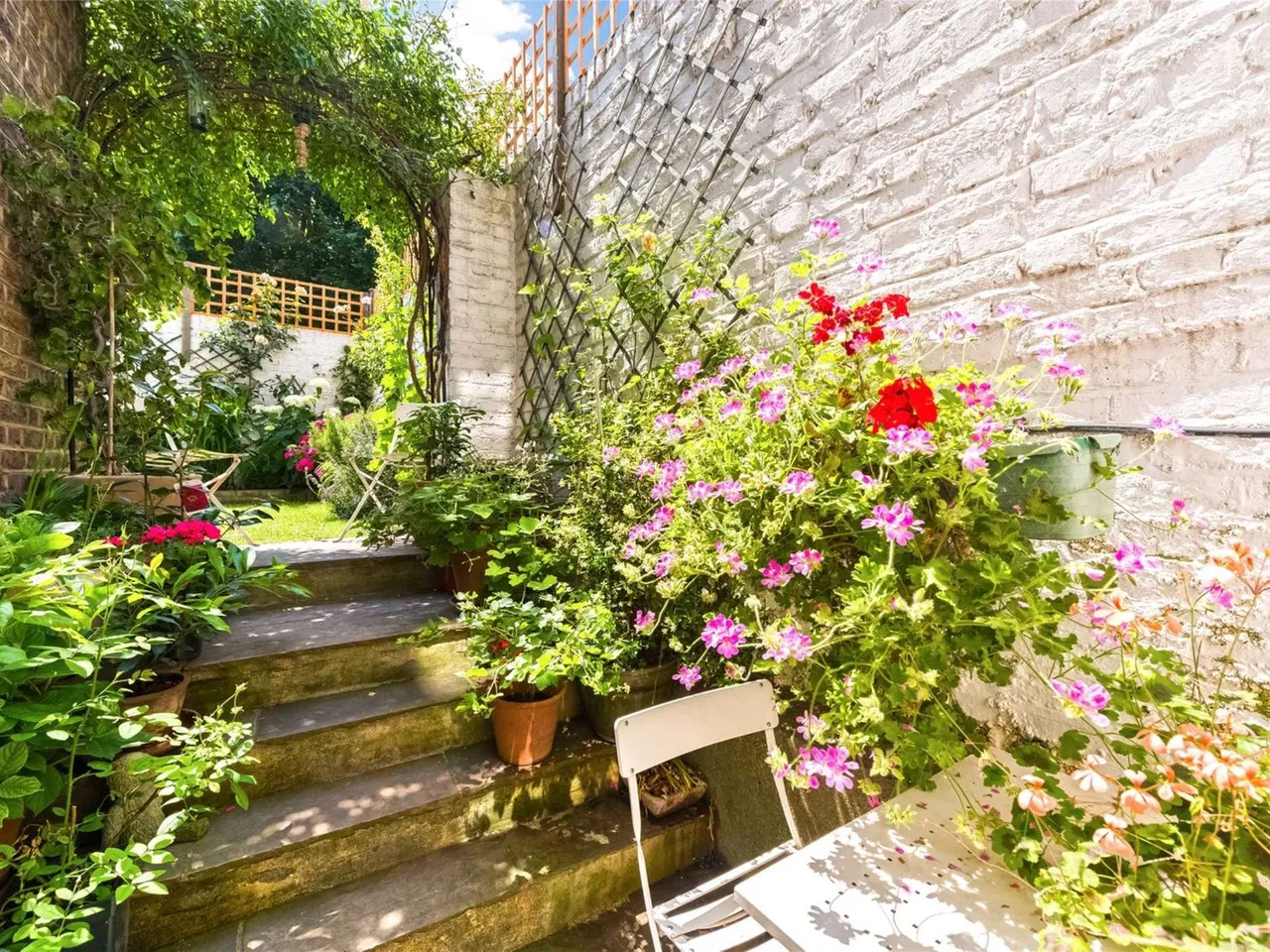 Westcroft Square, London, W6, photo 12