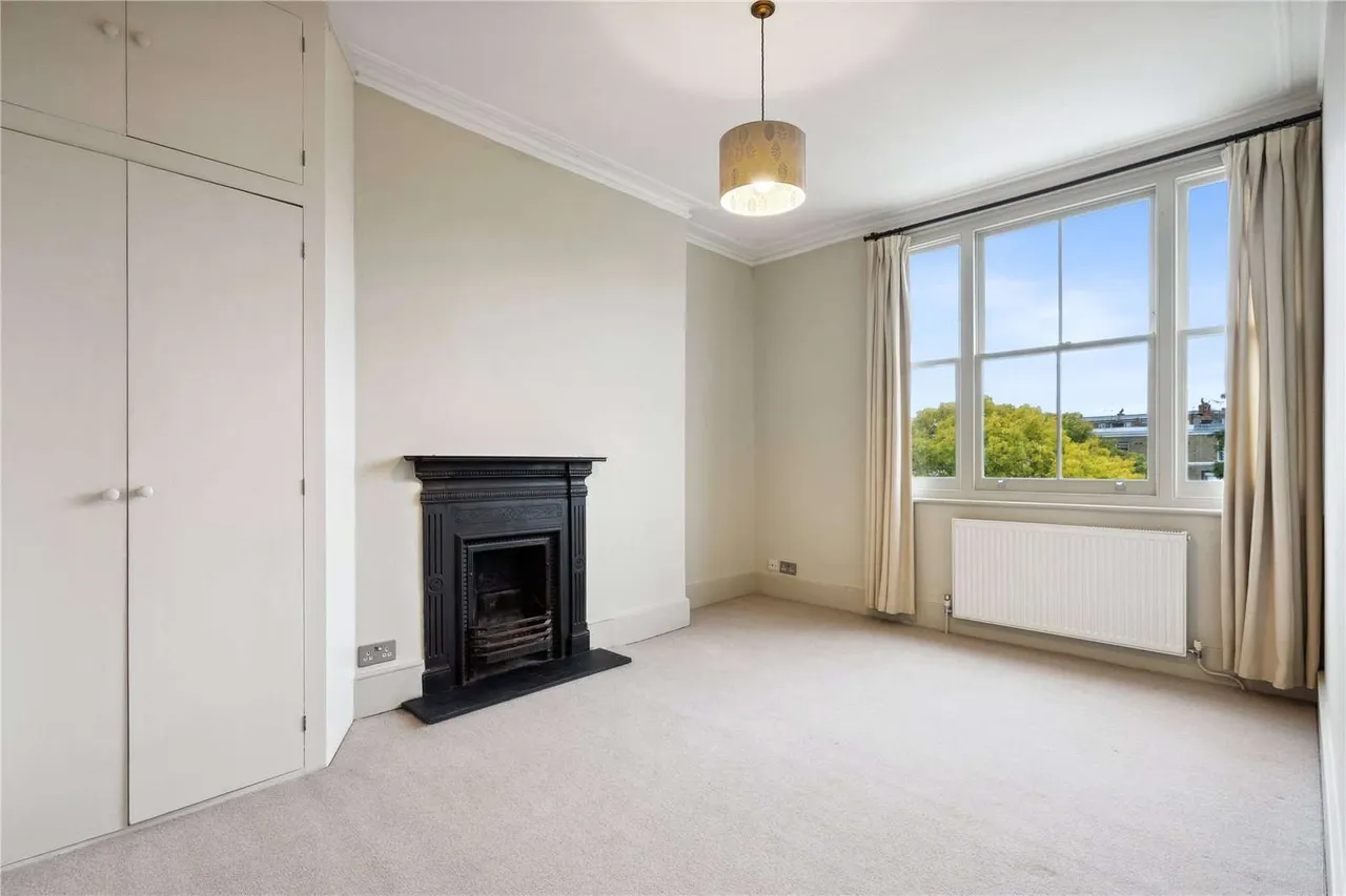 Westcroft Square, London, W6, photo 6