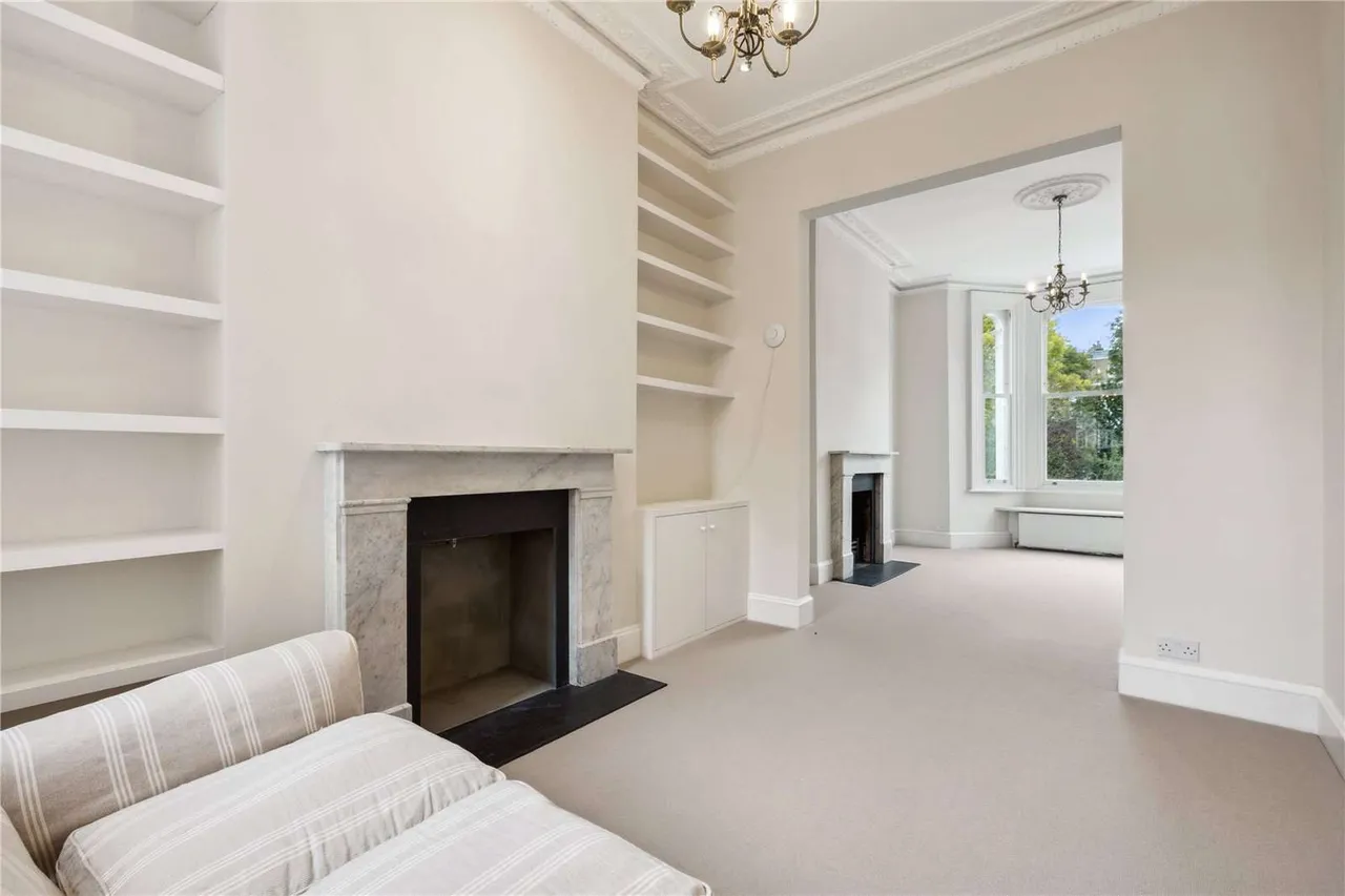 Westcroft Square, London, W6, photo 7