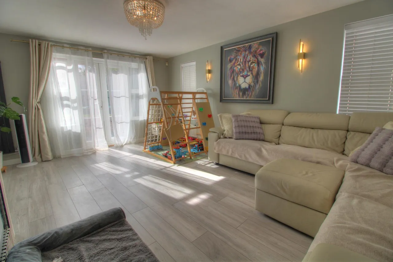Victoria Gardens, Wokingham, RG40, photo 7