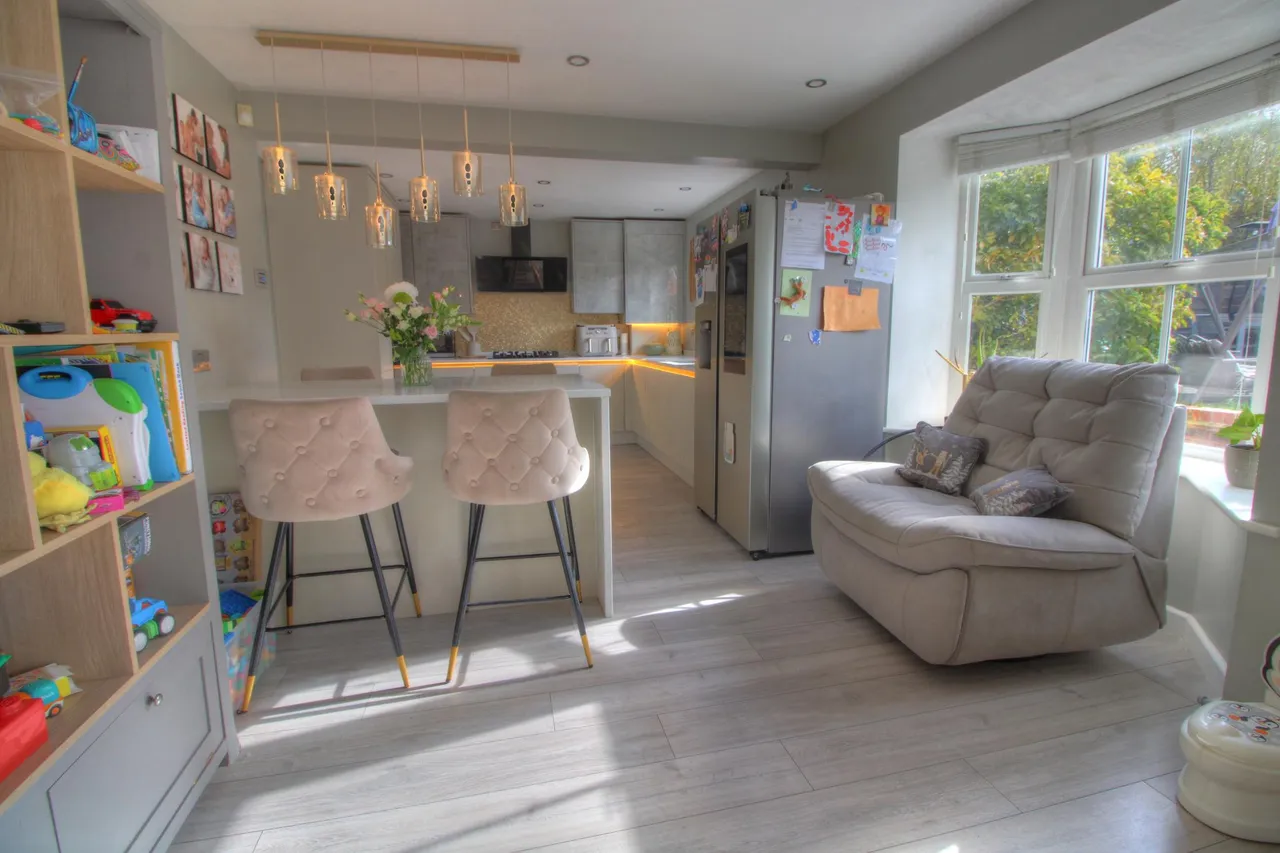 Victoria Gardens, Wokingham, RG40, photo 2