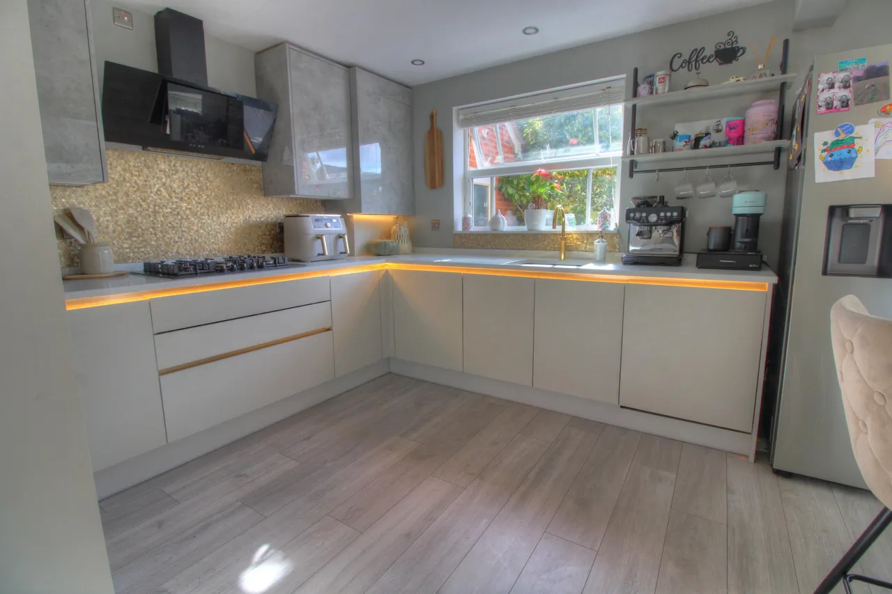 Victoria Gardens, Wokingham, RG40, photo 6