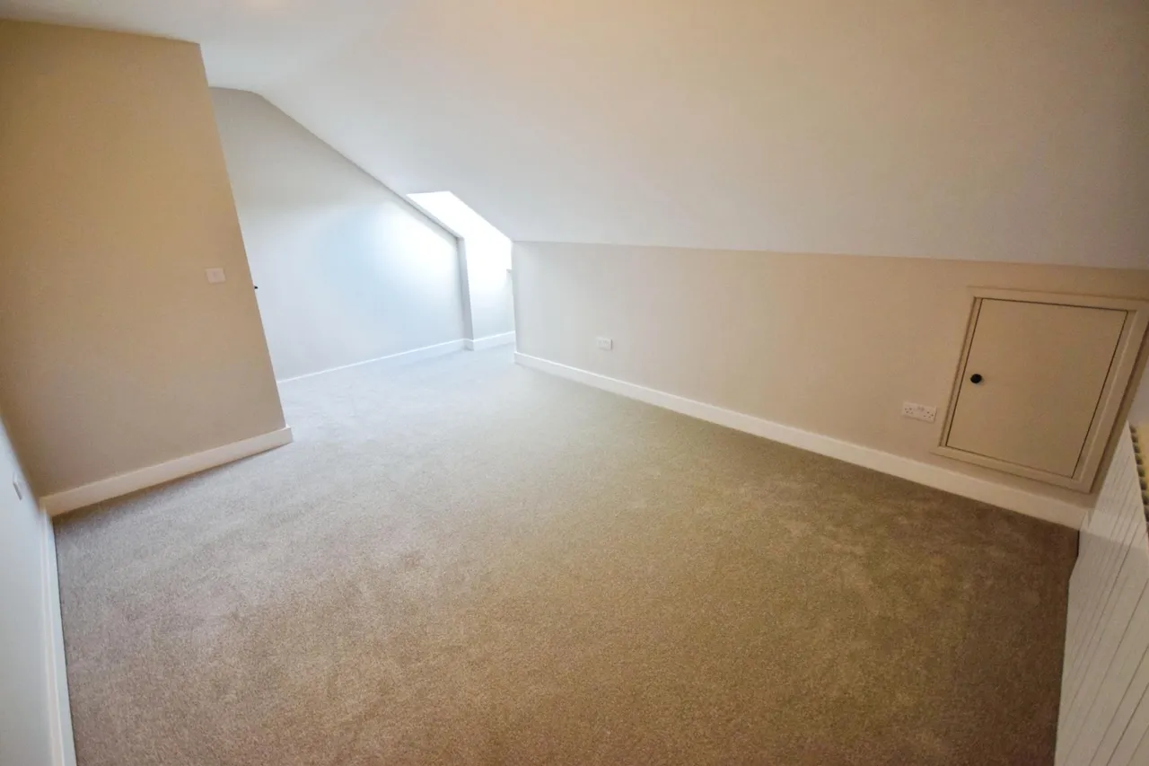 Church Road, Old Bolingbroke, PE23, photo 9