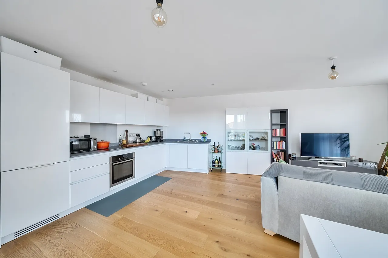 1 bed flat for sale — Cavendish Road, London
