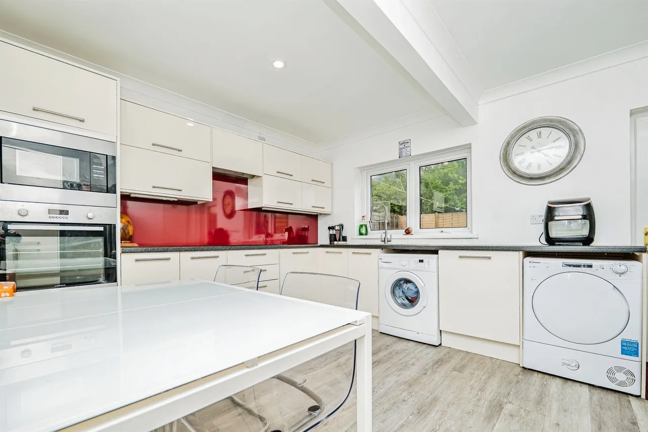 Claude Road, Barry, CF62, photo 15