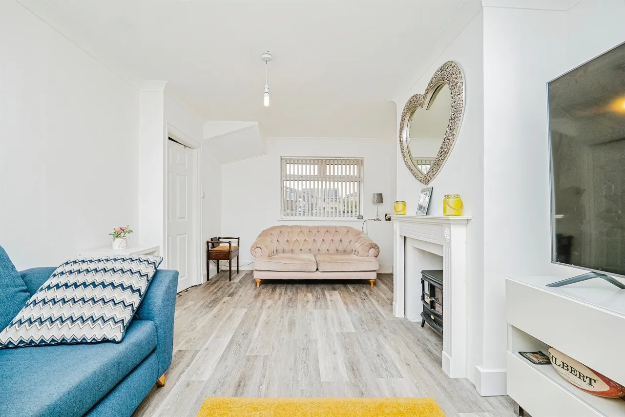 Claude Road, Barry, CF62, photo 14