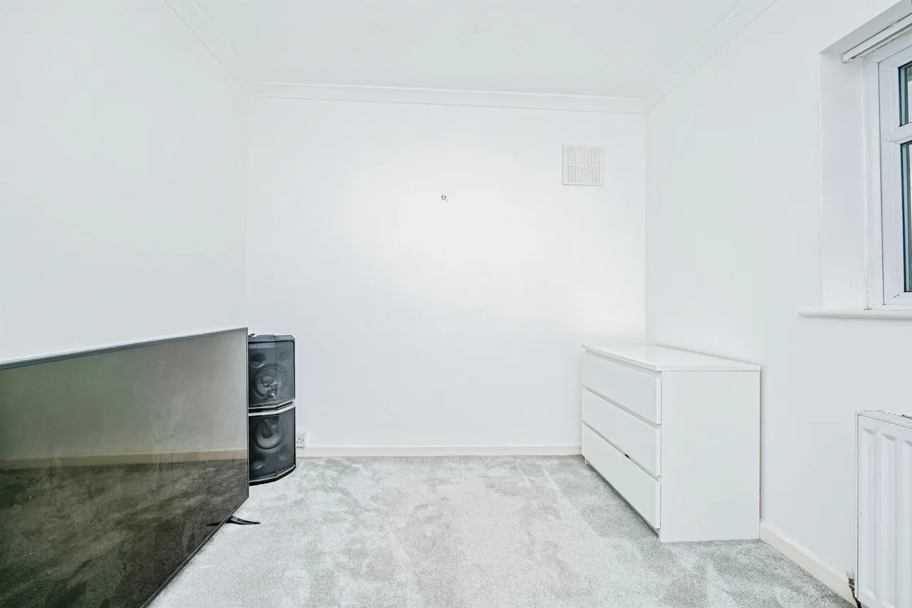 Claude Road, Barry, CF62, photo 12