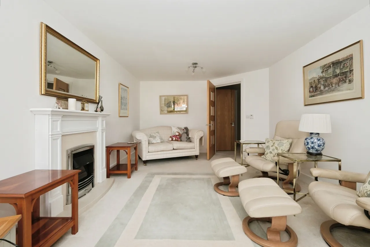 St. Margarets Way, Midhurst, GU29, photo 6