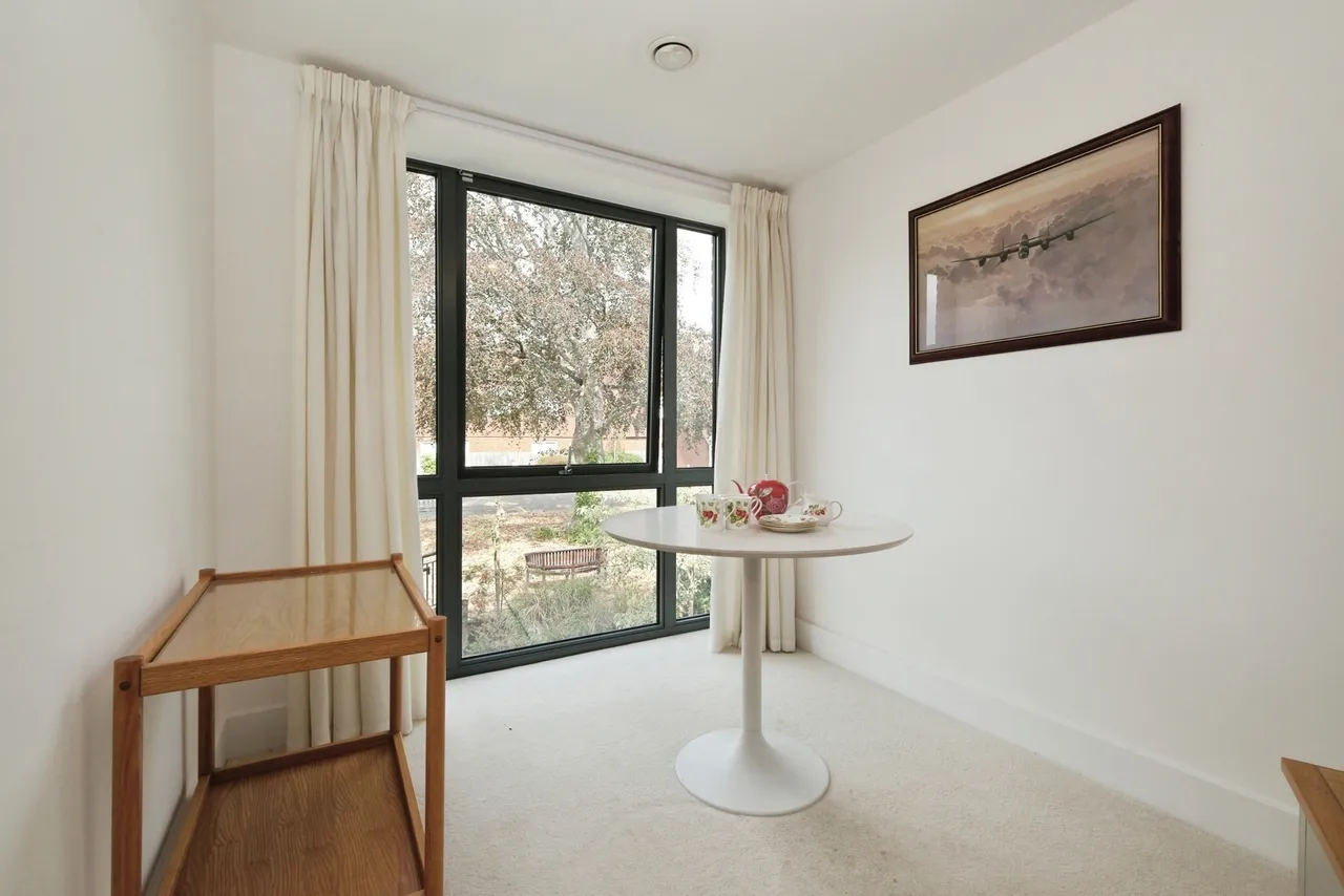 St. Margarets Way, Midhurst, GU29, photo 8